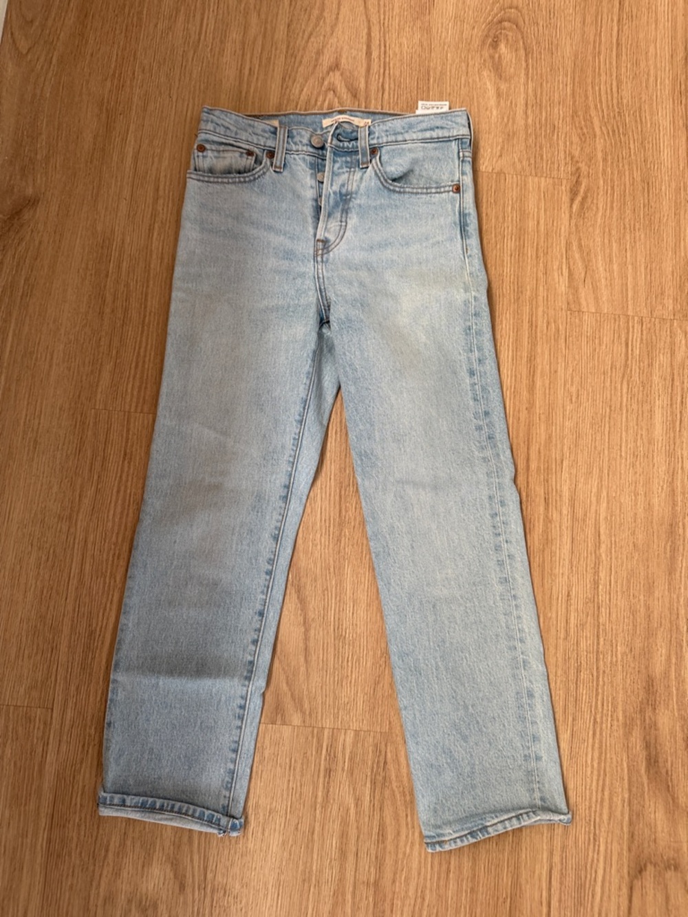 Levi’s wedgie straight Classic High-Rise Straight Jeans in Light Blue